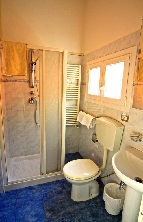Camere Fontanavecchia Βερνάτσα Δωμάτιο φωτογραφία